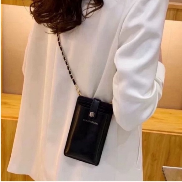 Chanel beauty gift Coco Crush Phone holder - Picture 2 of 13